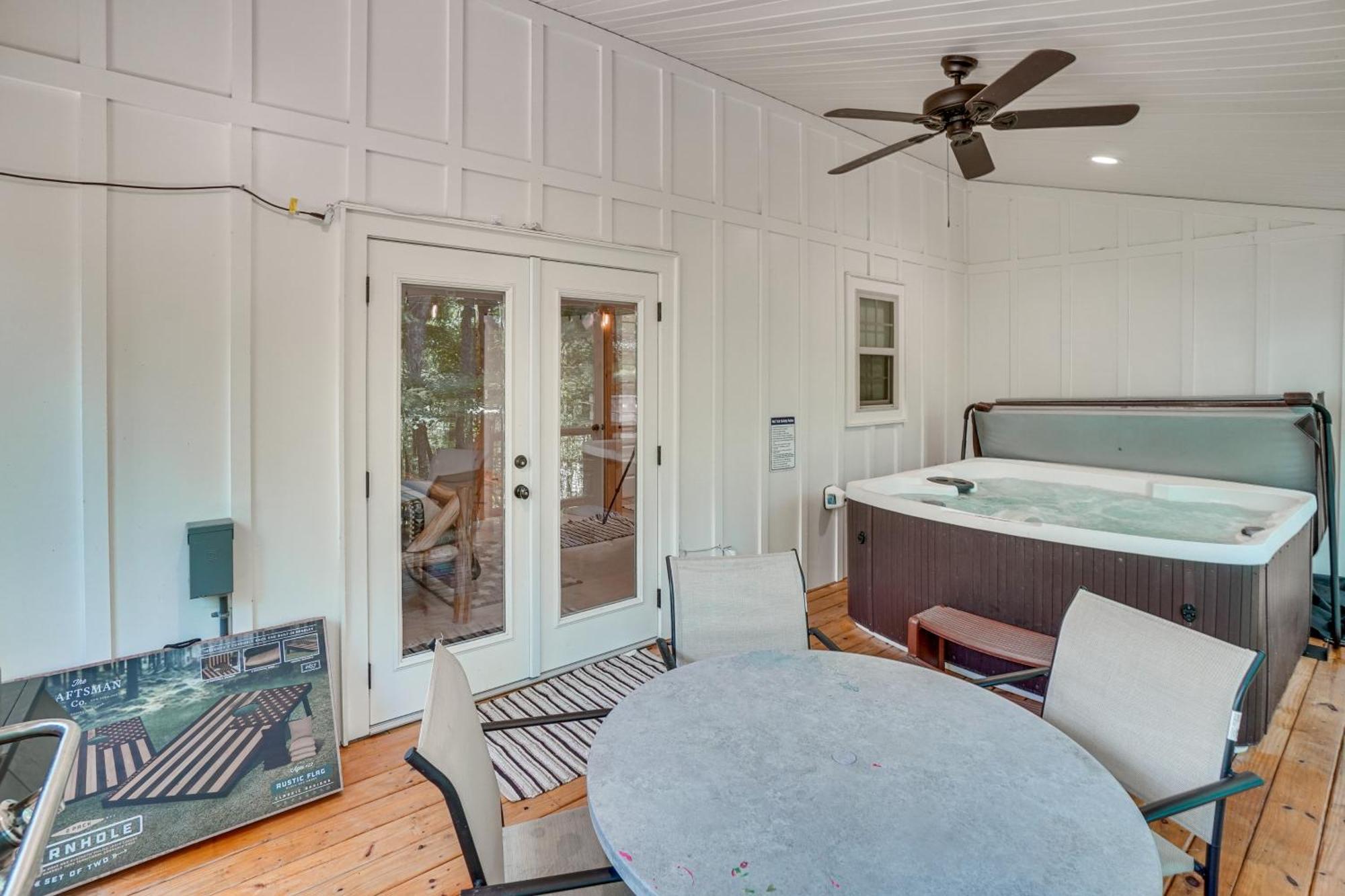 Villa Stunning Helen Getaway With Hot Tub And Ev Charger! Exterior foto