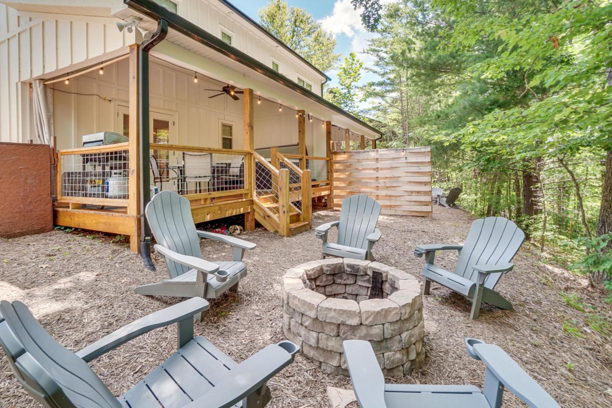 Villa Stunning Helen Getaway With Hot Tub And Ev Charger! Exterior foto